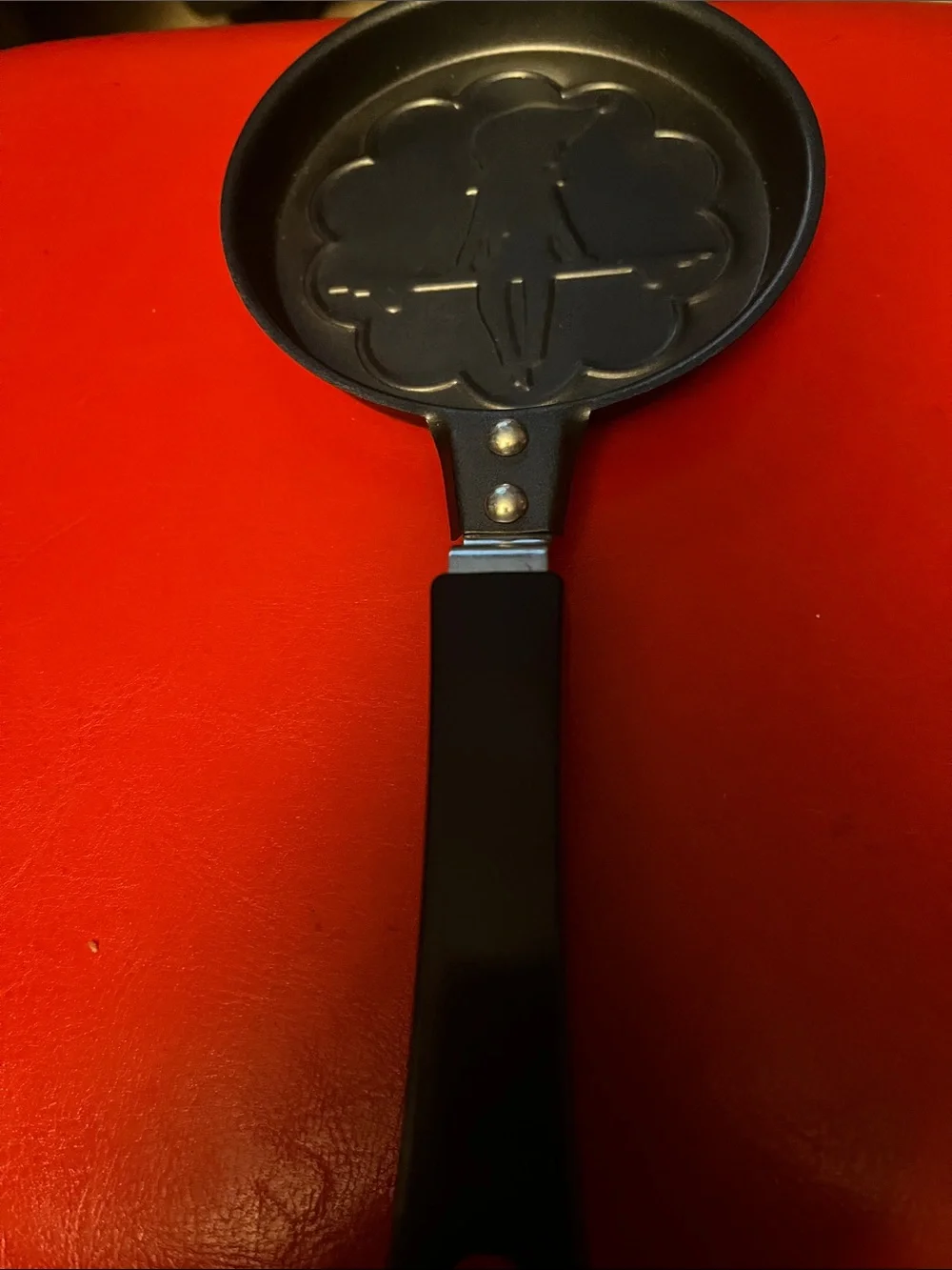Elf on shelf no stick mini skillet